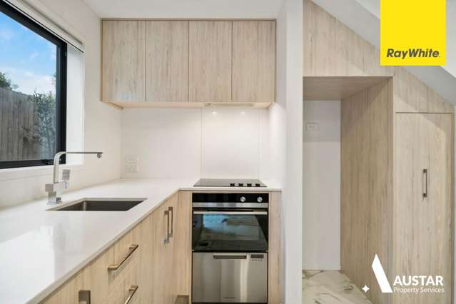 10/10 Yeovil Road Te Atatū Peninsula_3