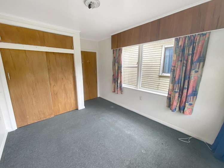 2/131 Happy Valley Road 1325_5