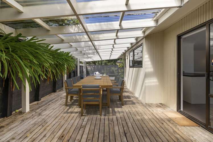 73 Rosecamp Road Beach Haven_9