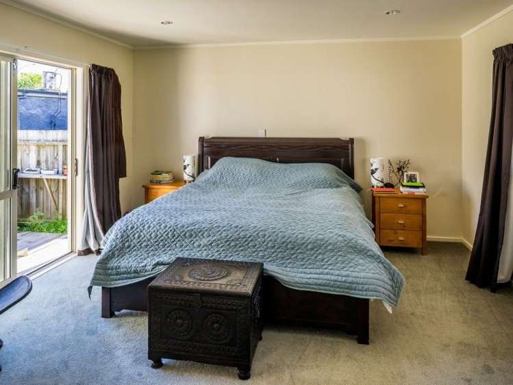 112 Mana Esplanade Paremata_6