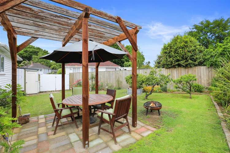 32 Mahoe Street Glenholme_12