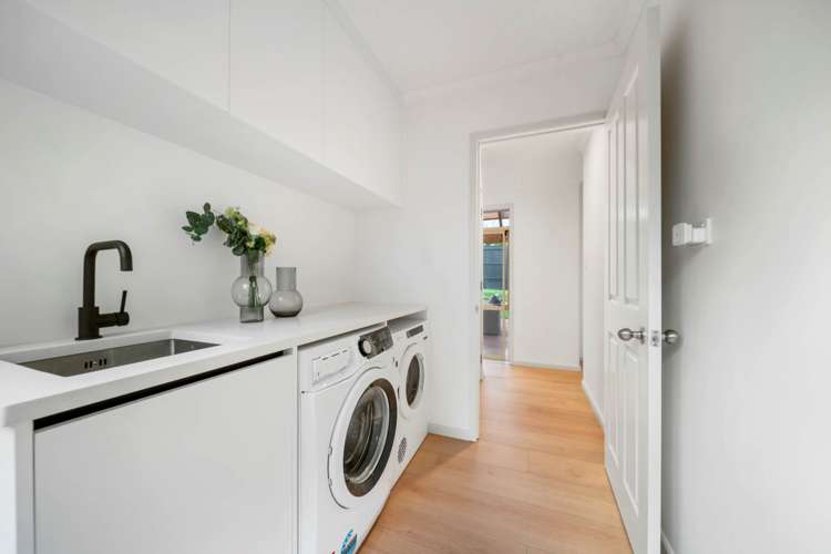 115 Kyle Road Greenhithe_13