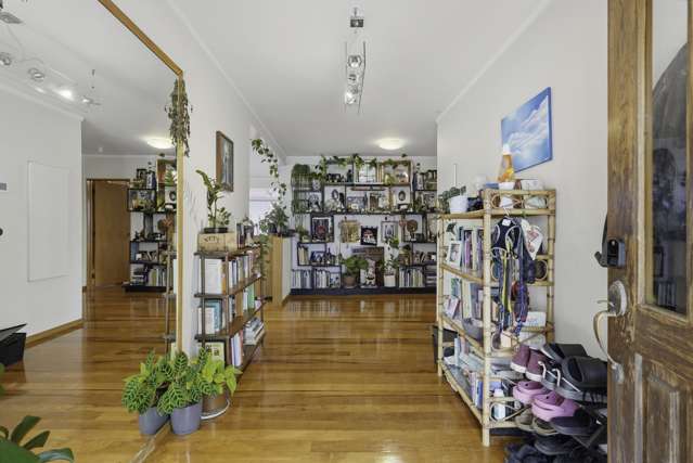 16 Bush Point Road Taipa_1