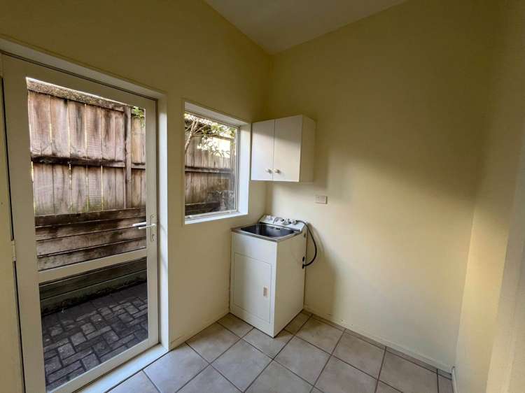 32 Rosepark Crescent Remuera_23