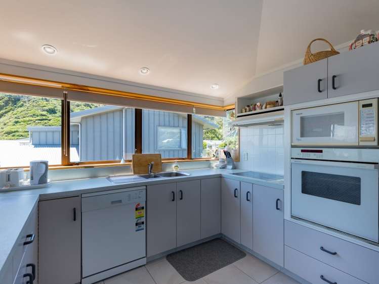 19 Cornwall Place Takaka_6