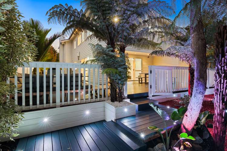 8 Wychwood Avenue Henderson_25