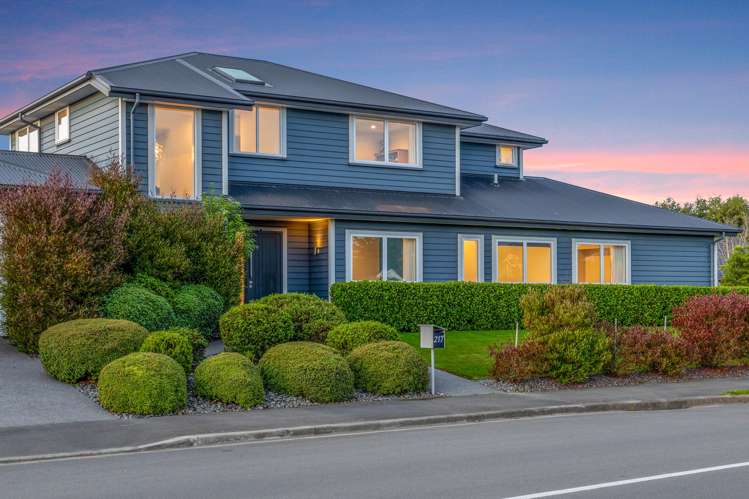 217 Cavendish Road Casebrook_1