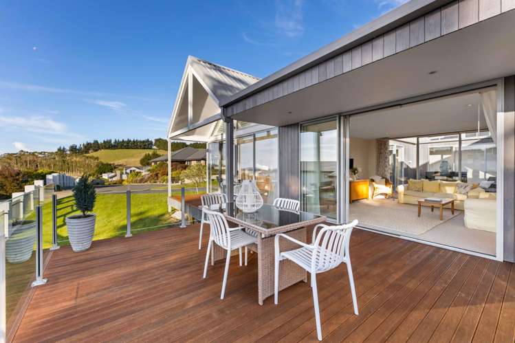 335 Highcliff Road_5