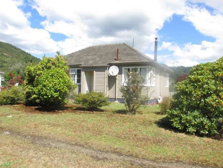23 Herald Street Reefton_7
