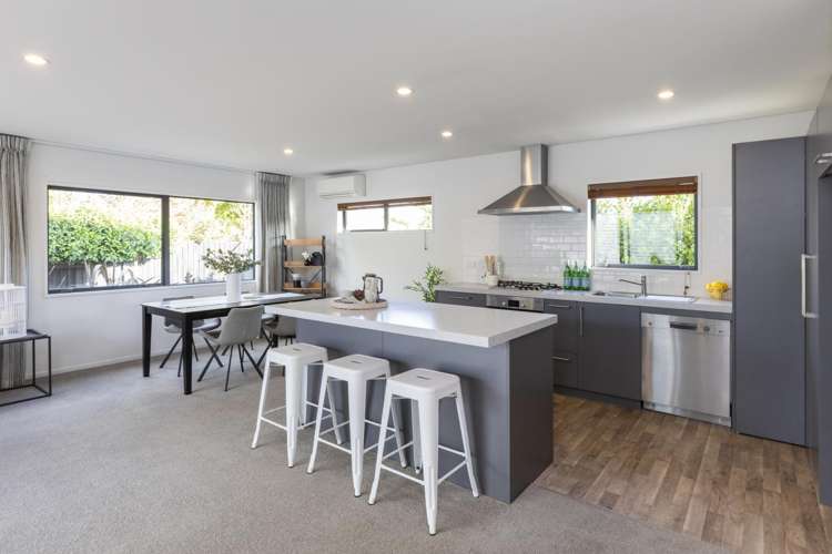 2/18 Lamorna Road Queenspark / Parklands_7