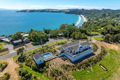 363 Sea View Road_2