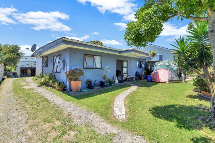 1211 Papamoa Beach Road Papamoa_3