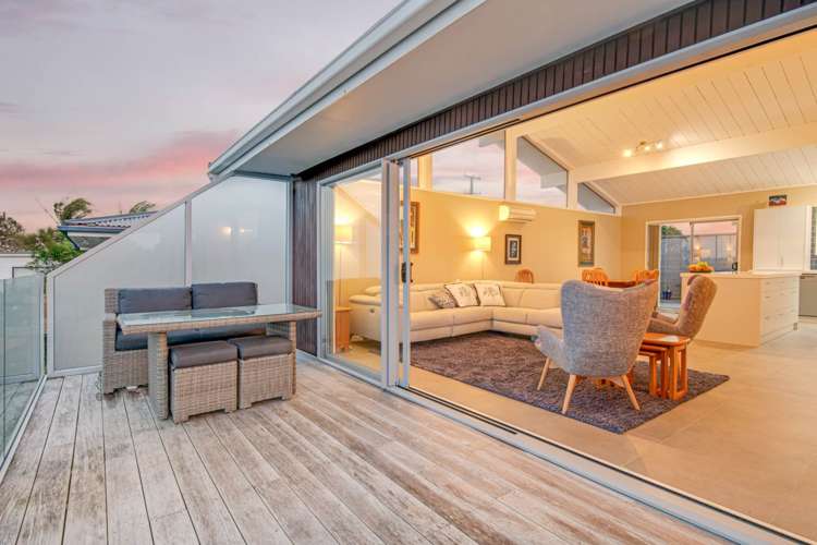 35 Roberts Road Matakatia_25