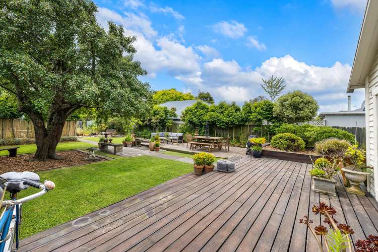 29 Frankleigh Street Somerfield_19