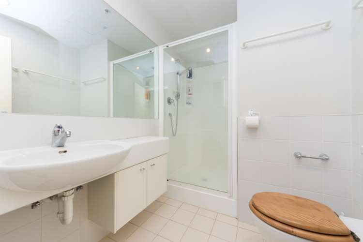 9a/205 Hobson Street Auckland Central_10