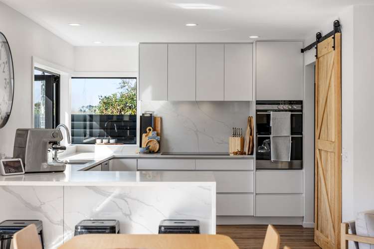 1/4 Lynch Street Point Chevalier_5