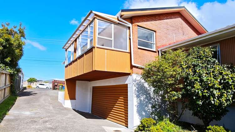 1/82 Pupuke Road Hillcrest_19