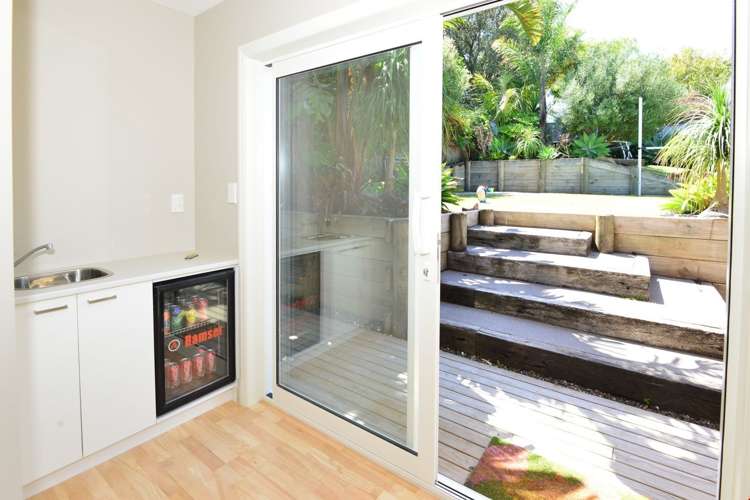 8 Bonita Avenue Stanmore Bay_7