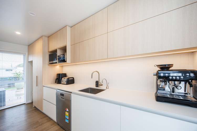 89 Churcher Street Feilding_18