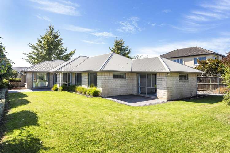 21 Six Silvers Avenue_0