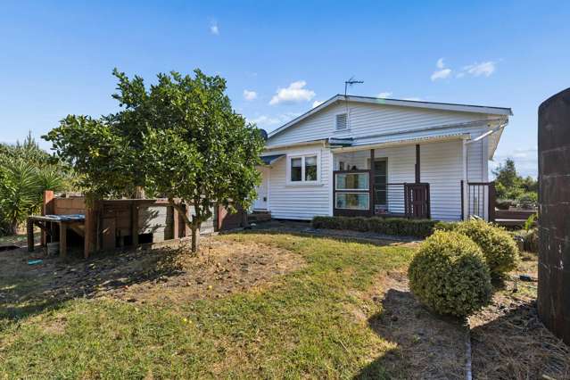 Lifestyle Starter with Established Fruit Trees