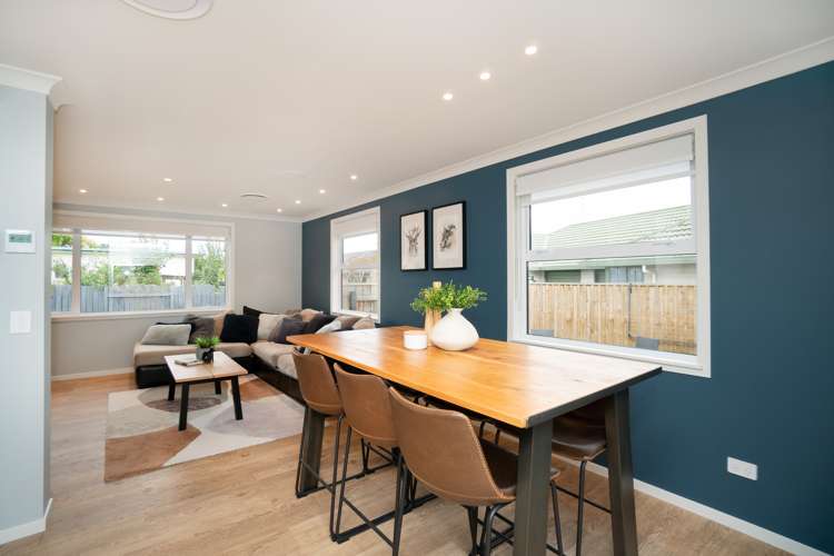 7 Sovereign Court West End_11