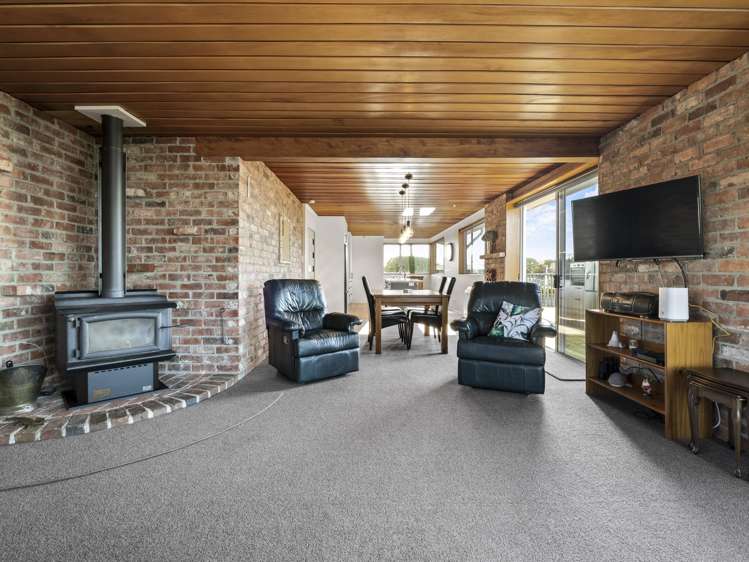 11 Rata Street Kaka Point_15