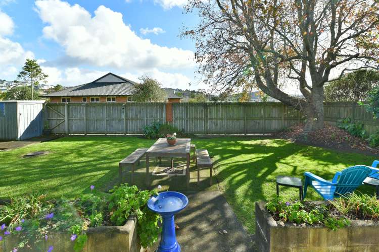 2/111 Florence Avenue Orewa_18