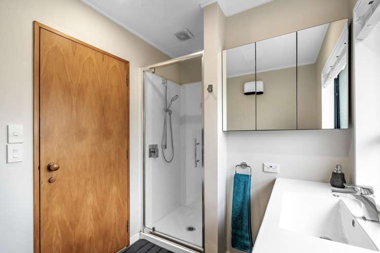 243 Main Street Mataura_16