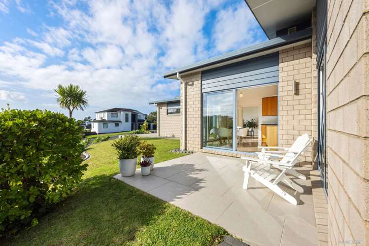 61 Roberta Crescent Orewa_9