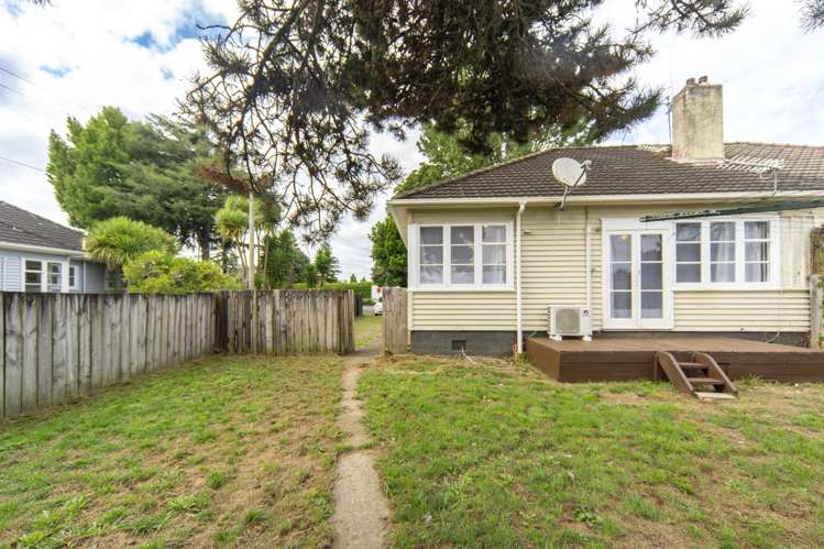 143 Cobham Drive Hamilton East_18