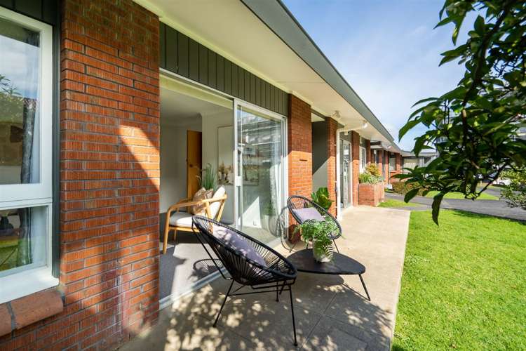 2/2 Pierce Road Milford_5