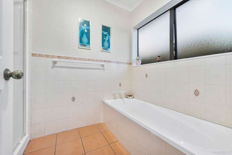 18 Ambleside Drive Northpark_16