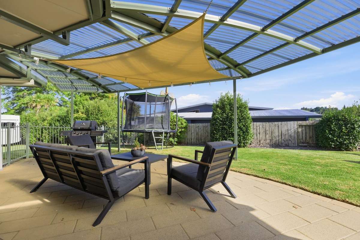 62 Rowesdale Drive_3