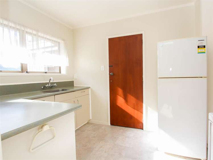 39 Chedworth Avenue 1053_15