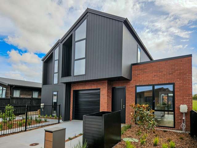 Large 173m² Duplex – Move-In Ready in Huapai