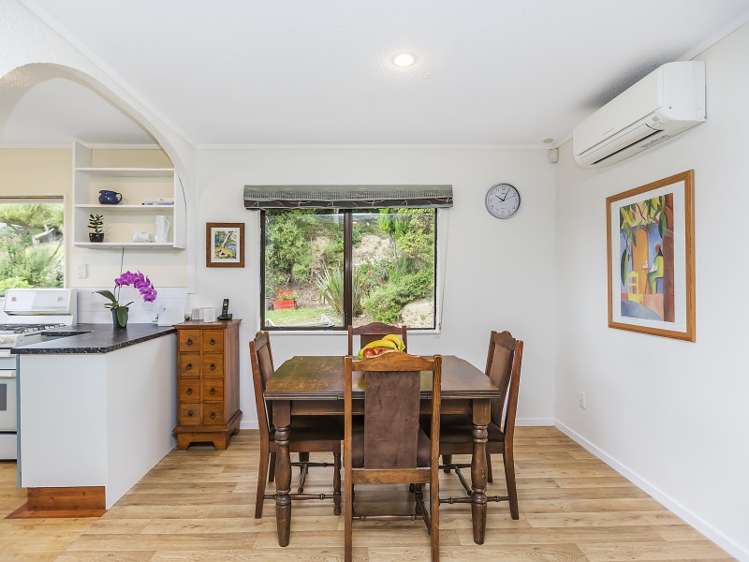 72 Omapere Street Whitby_2