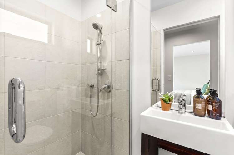 347 Aubrey Road Wanaka_12