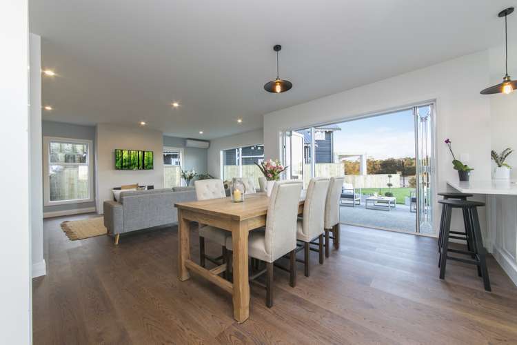 12 Tauwaka Crescent Riverhead_6