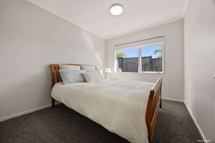 16 Anchorite Way Red Beach_18