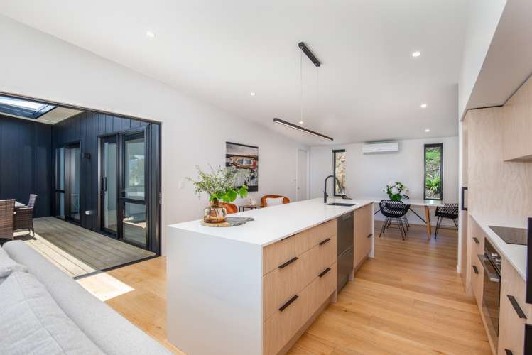 92 Mission Cove Company Bay_9