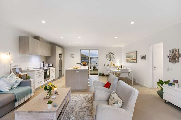 151 Barbarich Drive Stonefields_13