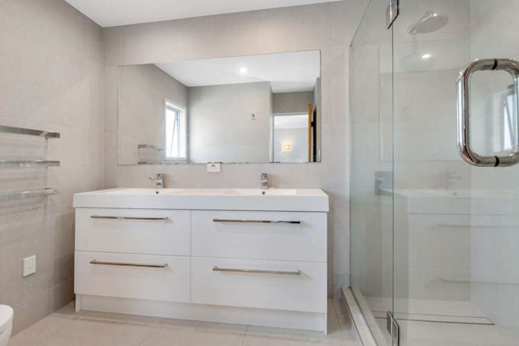 38 Settlers Grove Orewa_22