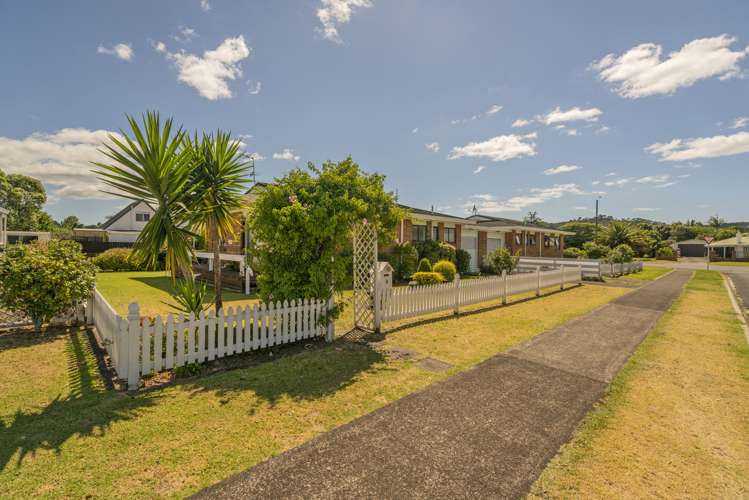 3 Whitby Avenue Whitianga_12