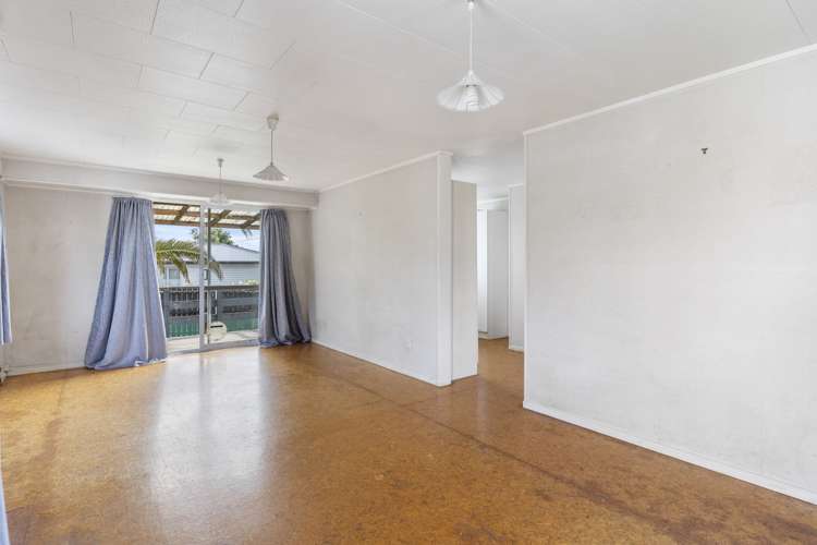 9 Taioma Crescent Te Atatu Peninsula_3