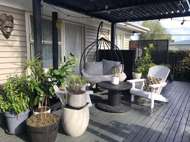 8 Barbary Avenue Kelston_3