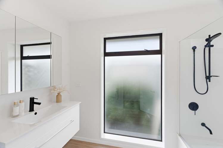 22-24 School Road Tai Tapu_17