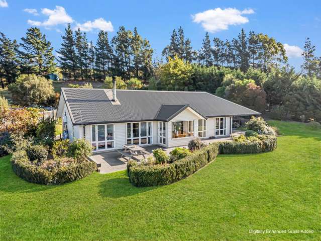 Complete Lifestyle Package with Exceptional Views