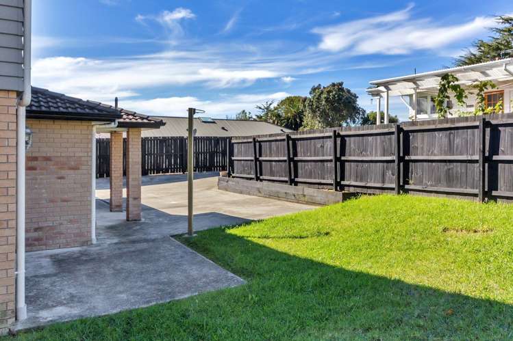 5a Orchid Place Te Atatu South_21