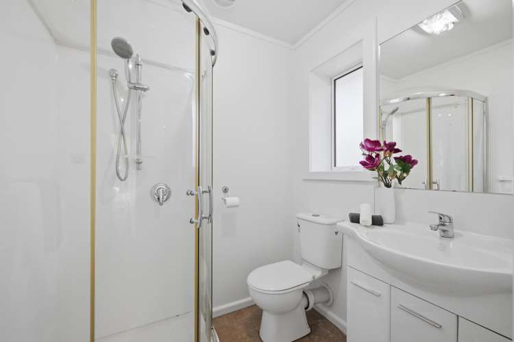 24 Ashbourne Street Burnside_13